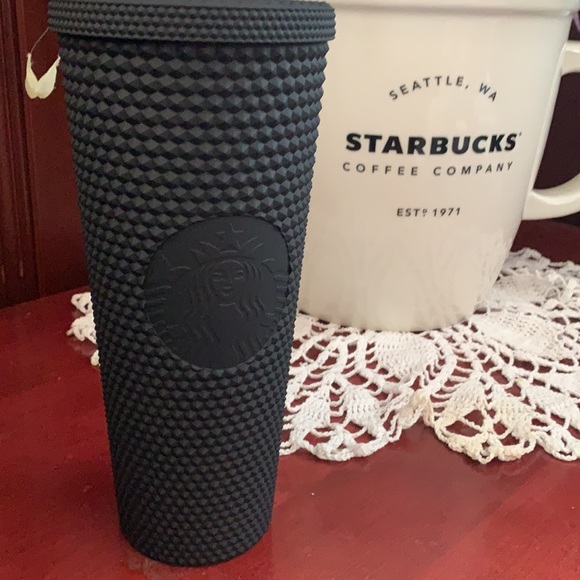 Starbucks Matte black studded Venti cold cup. Starbucks flat black studded cup - Picture 2 of 12